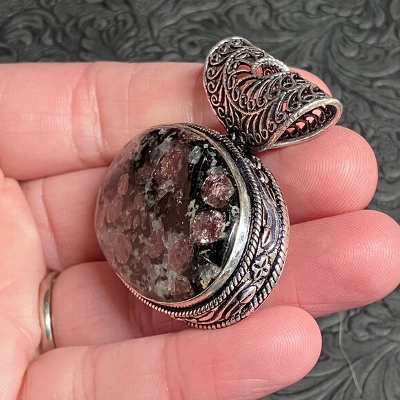 Eudialyte Stone Crystal Jewelry Pendant - Picture 6 of 8